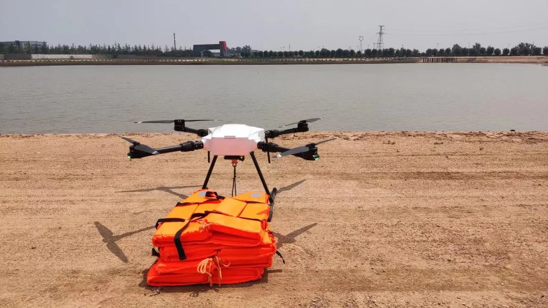 蜂巢航宇無人機參加2022年河南省應急管理系統防汛緊要期綜合演練